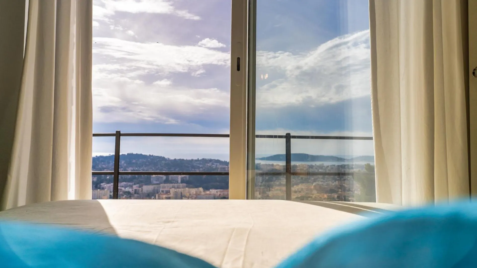 Appartement Avec Vue Mer Panoramique Toulon Lägenhet